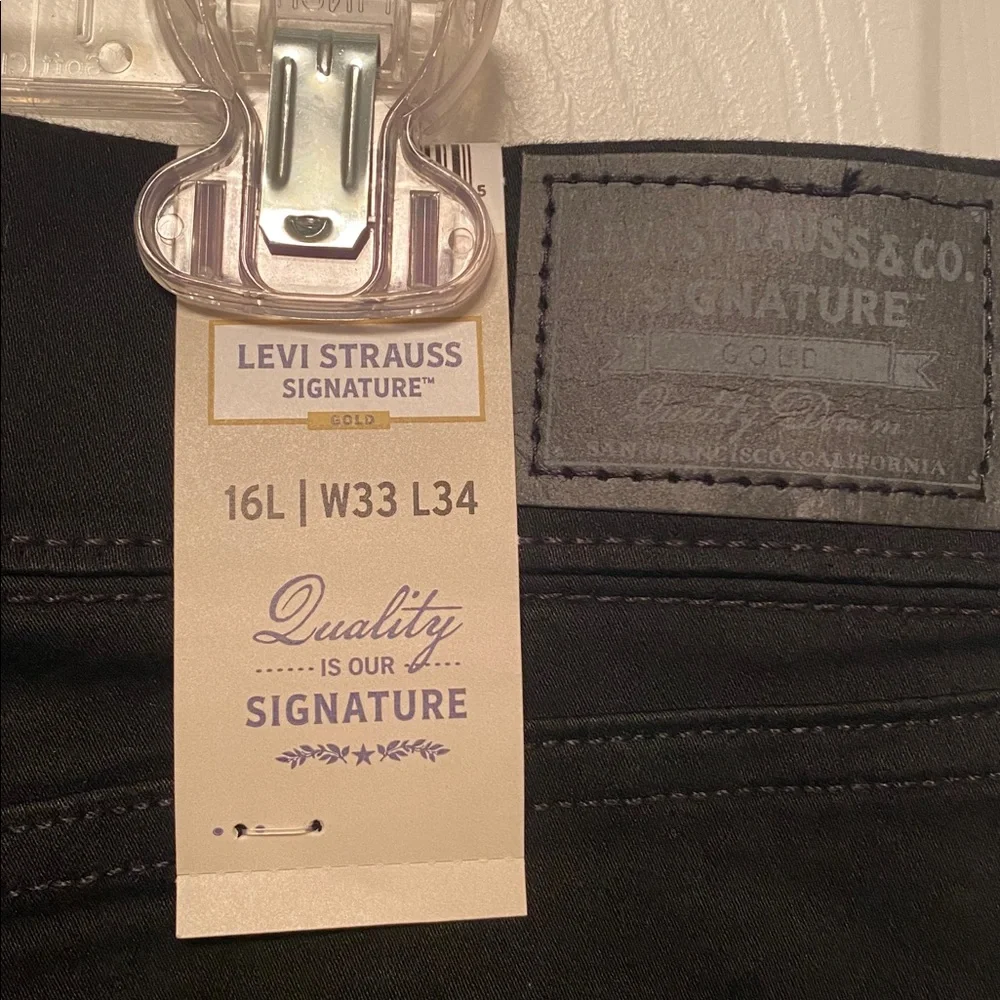 Levi's Strauss Signature Women's Black Pull-On Boot Cut Jeans…size 16L - Picture 7 of 7